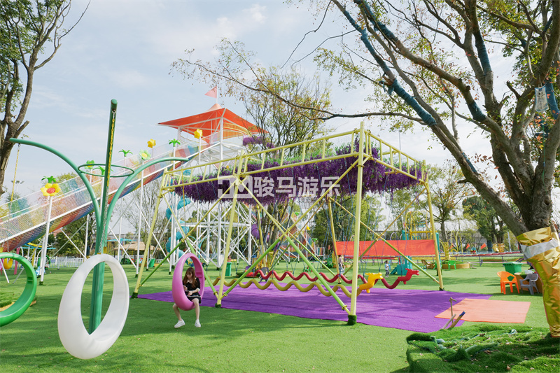 戶外無動(dòng)力樂園